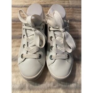 Skechers Street White Leather‎ Sneakers Perforated Low Top Casual Shoes US 7.5